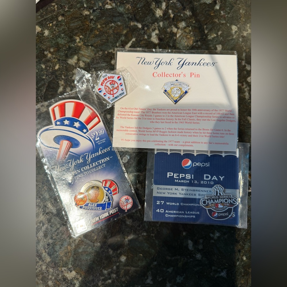 Vintage New York Yankees MLB‎ Pins LOT OF 4